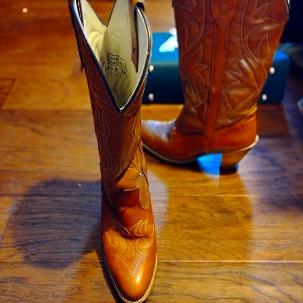 Capezio boots